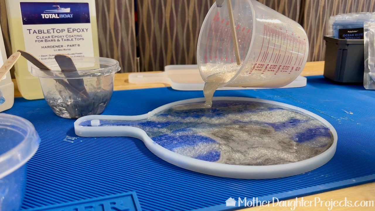 How to Use Silicone Epoxy Molds by TotalBoat - Mother Daughter Projects