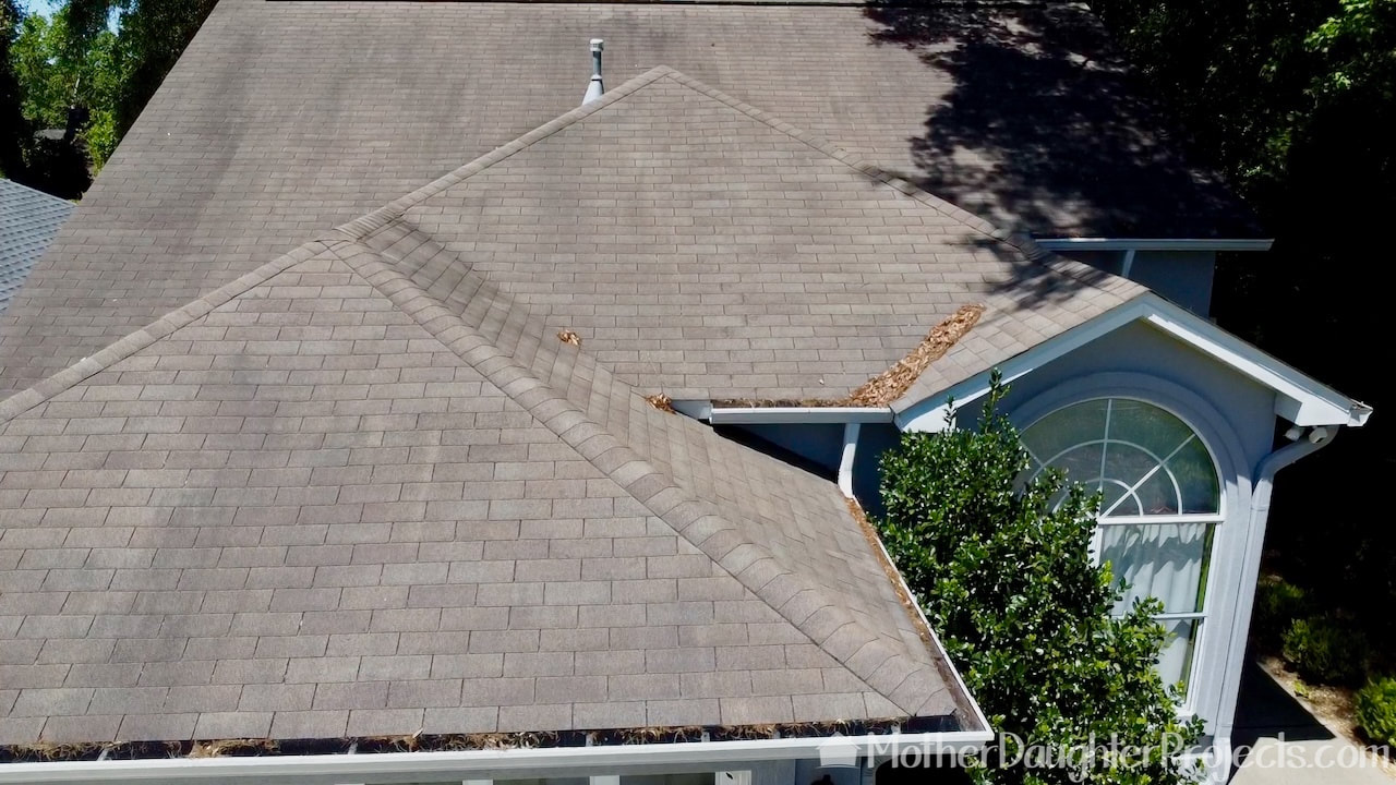 Here's a look at the clean roof.