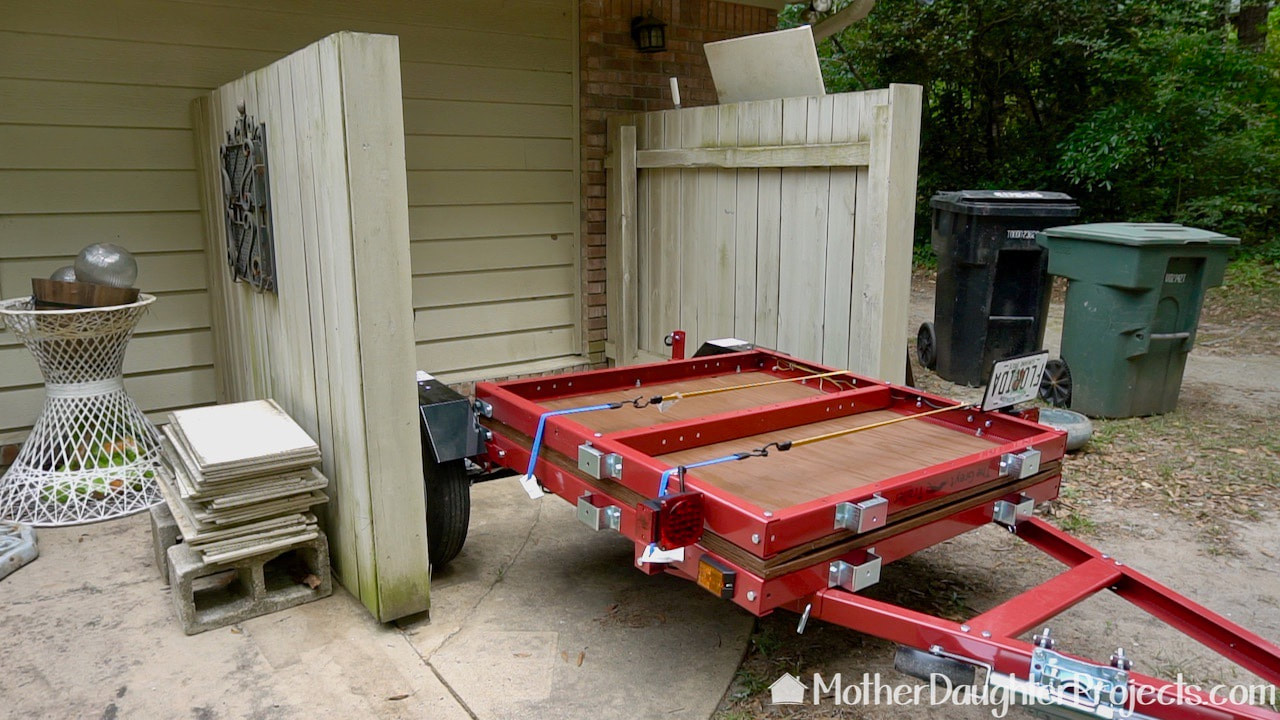 How to fold and Stand the Harbor Freight Utility Trailer for storage -  Mother Daughter Projects