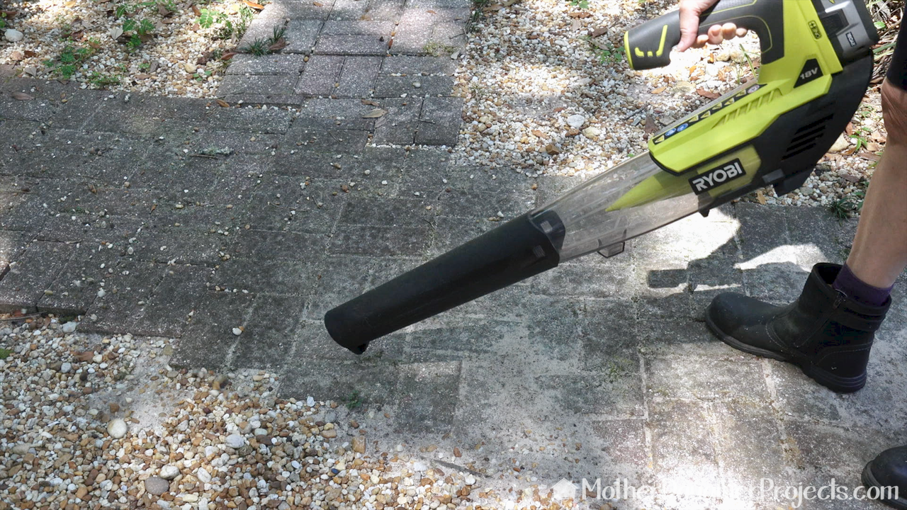 Learn the uses for a cordless workshop blower and why you need it for your shop!