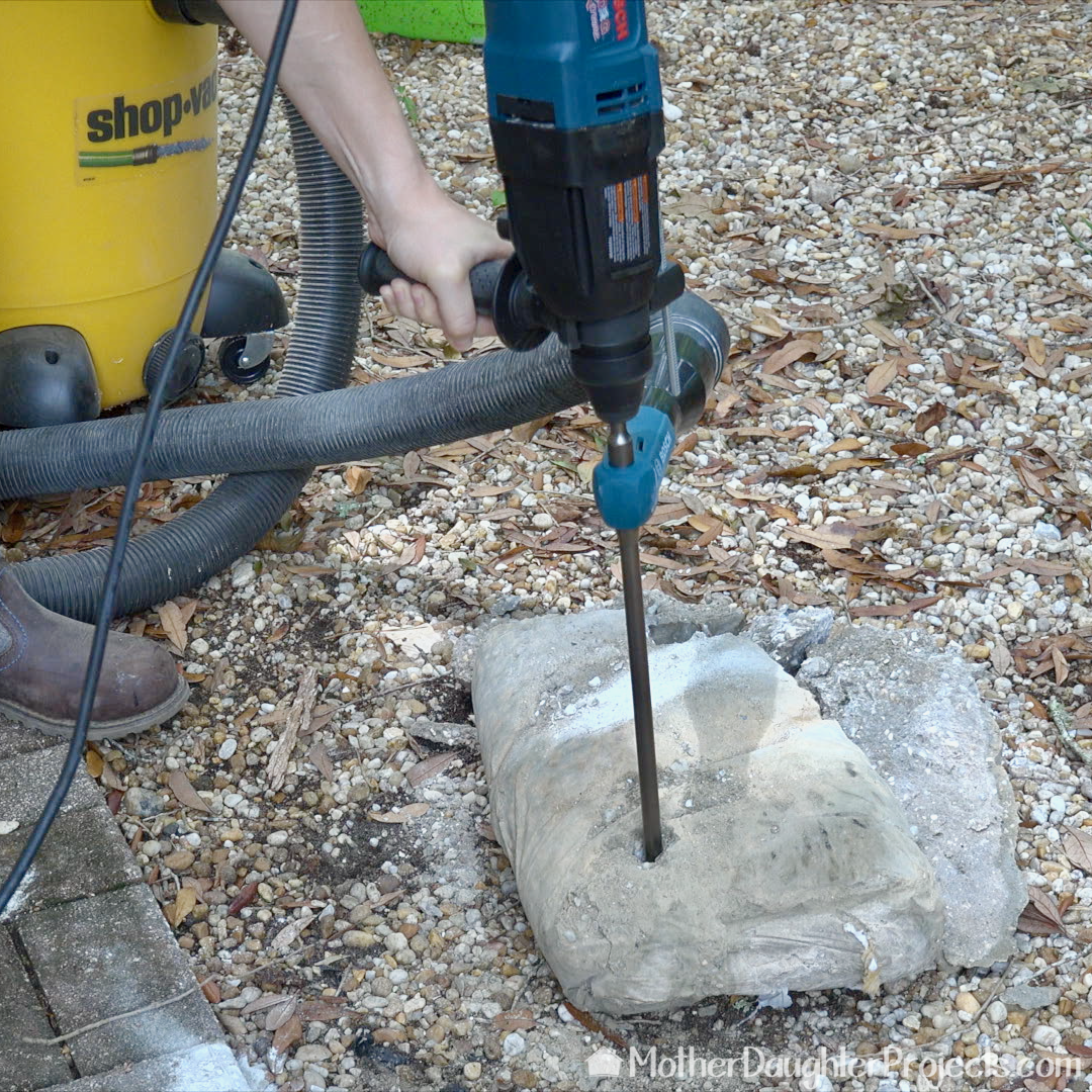 Learn how to drill holes in concrete with a rotary hammer and dust extraction concrete bit by Bosch.