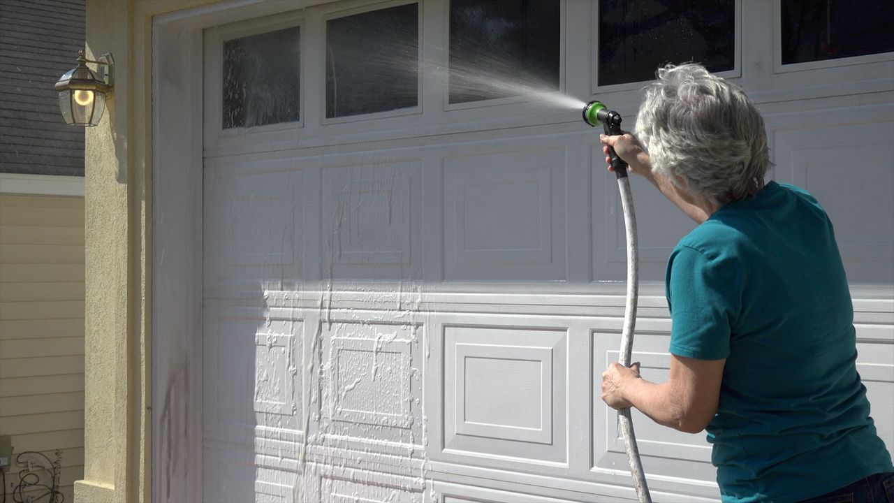 Learn 3 ways to add curb appeal to your home with these garage door updates. 