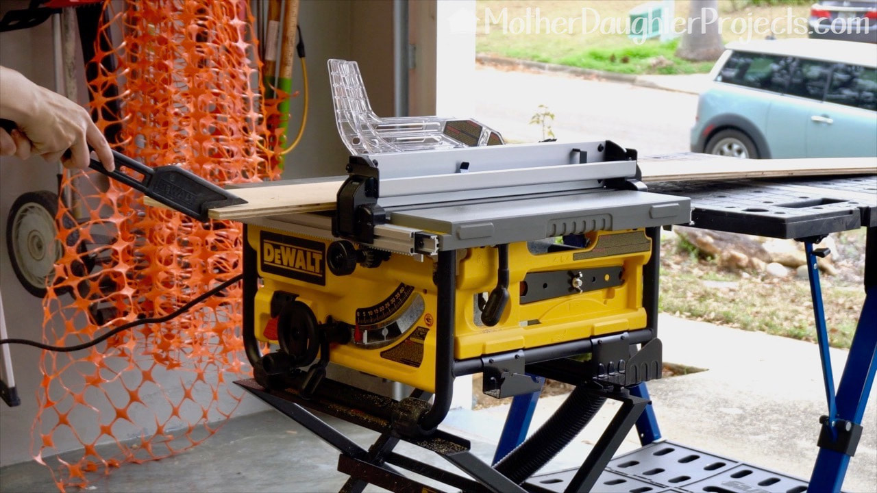 DeWalt 15-AMP compact job site table saw with site-pro modular guarding system with stand