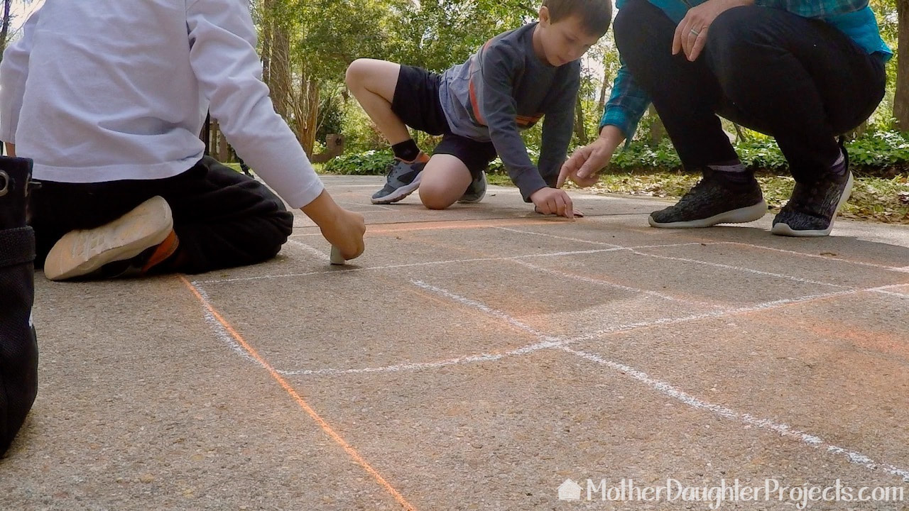 Making a hopscotch and four square games