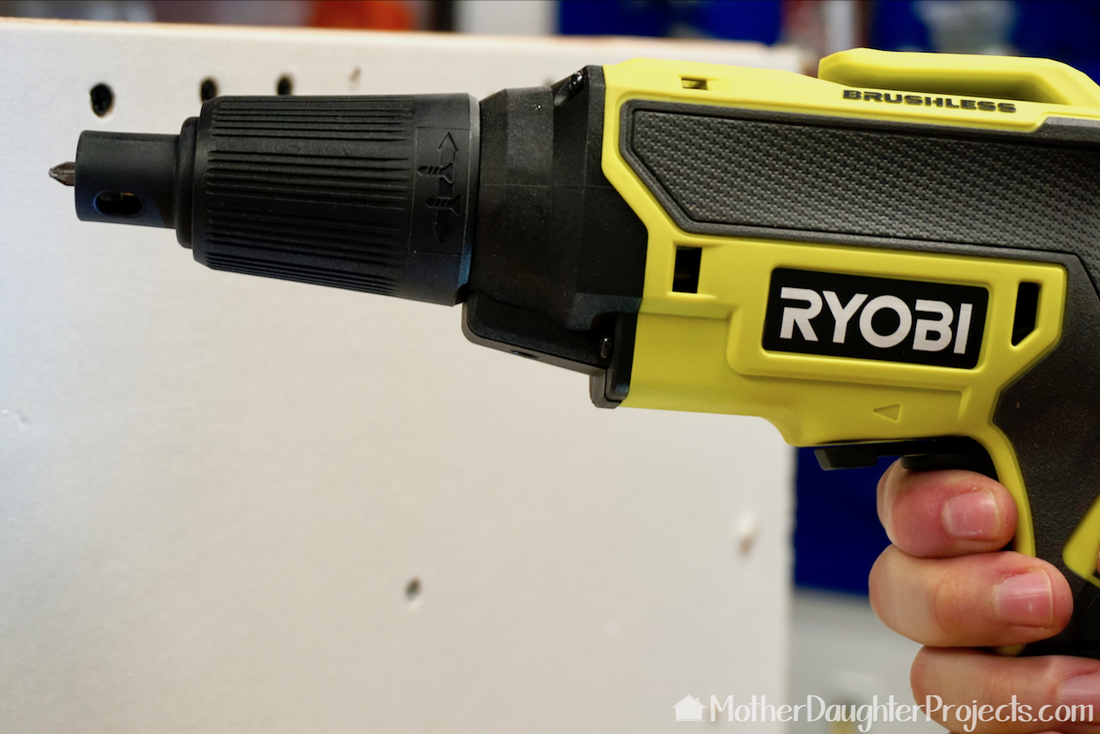 Learn about the ryobi drywall screw gun and some of the features! #review #tool #homedepot #thdprospective