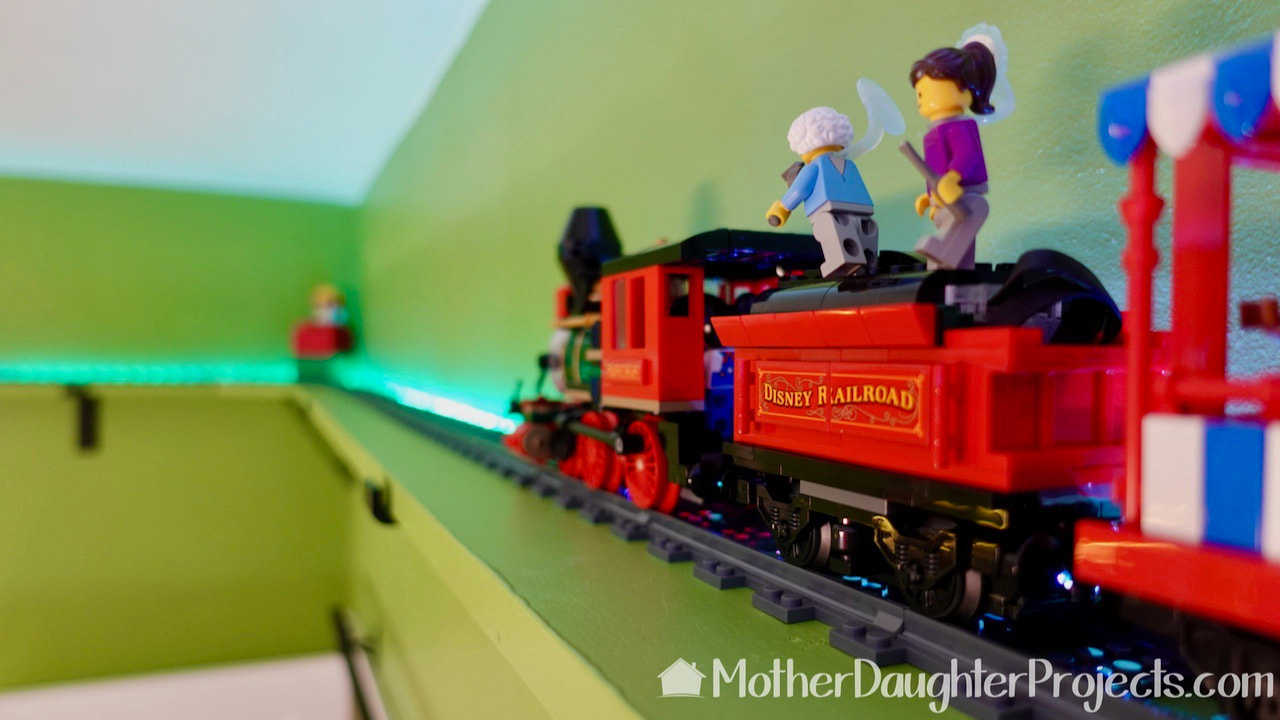 This is the Disney World LEGO train.