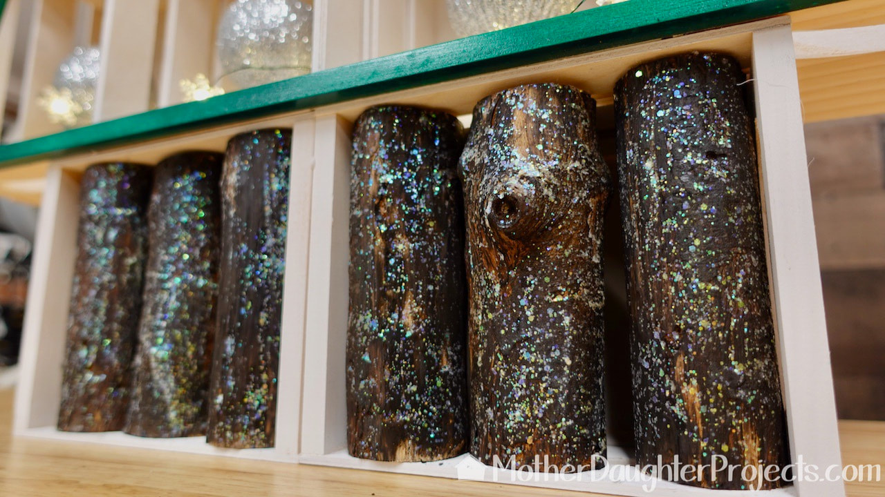 The mini logs shimmer with DecoArt Galaxy Glitter paint!