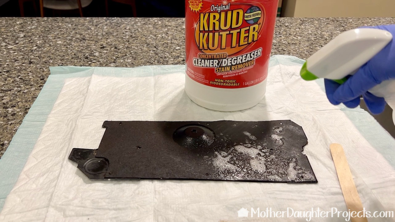 Using Krud Kutter to clean the singer felt pad.