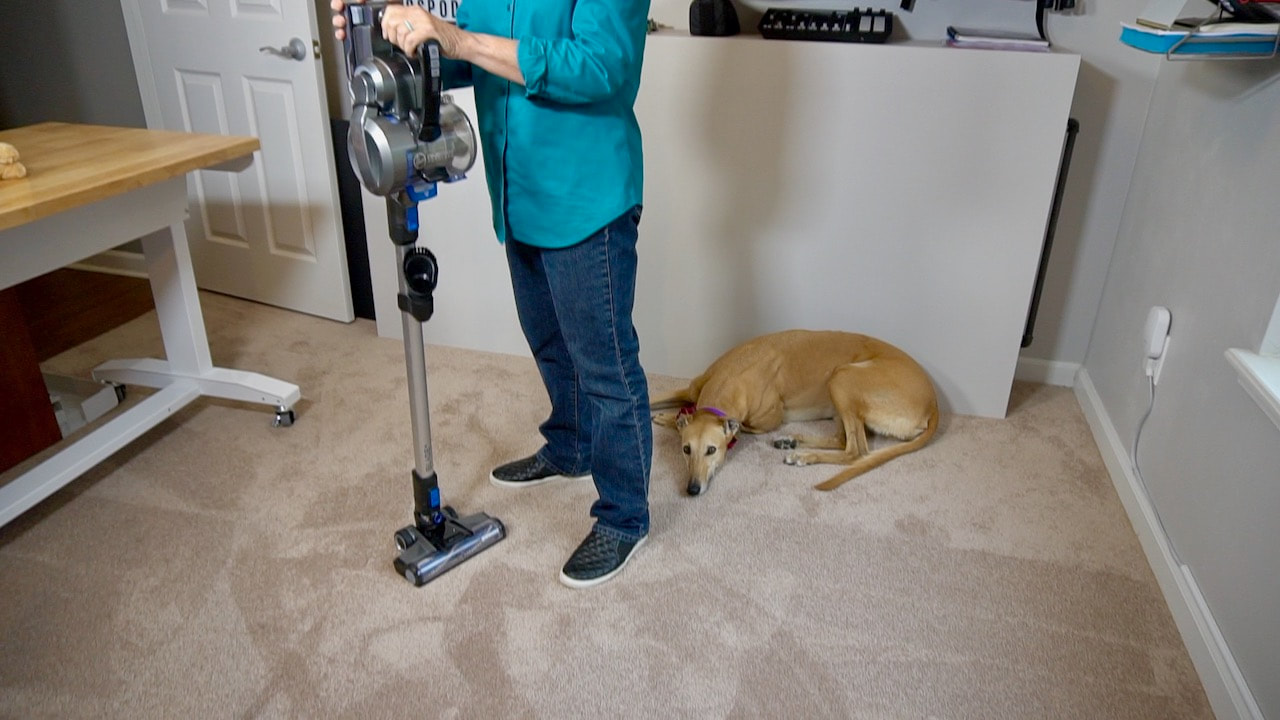 ONEPWR BLADE+ CORDLESS VACUUM - KIT is a great alternative to corded upright vacuums.