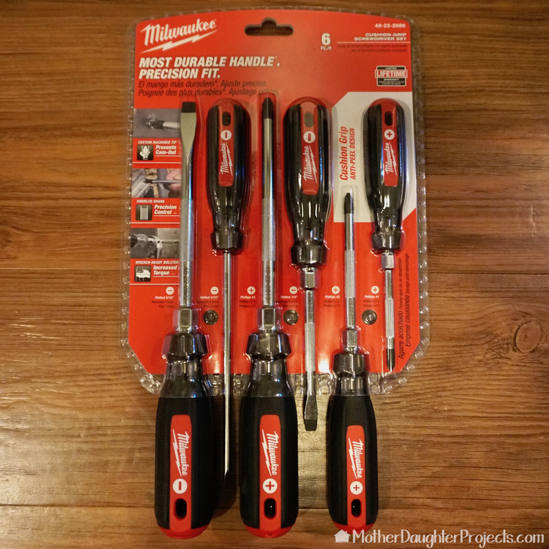 The Milwaukee screwdriver set has six screwdrivers. 