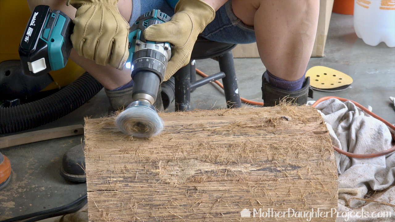 Learn how to DIY a tree log and upcycle it into a rustic stump side table or stool.